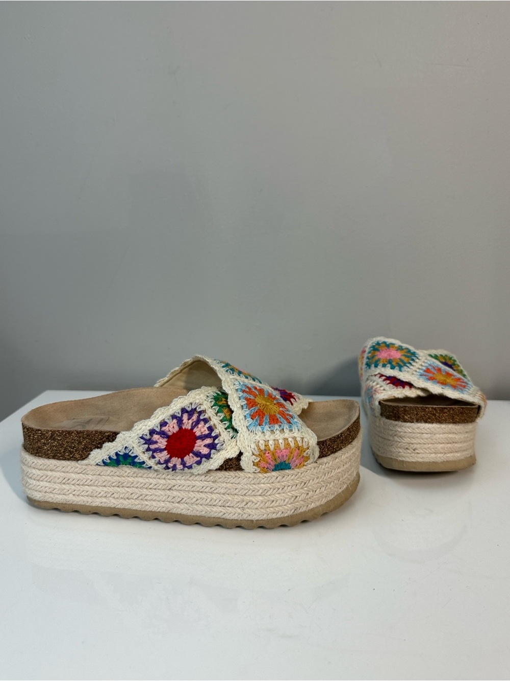 Dirty Laundry Plays Floral Crochet Platform Cork Platform Espadrilles Size 6